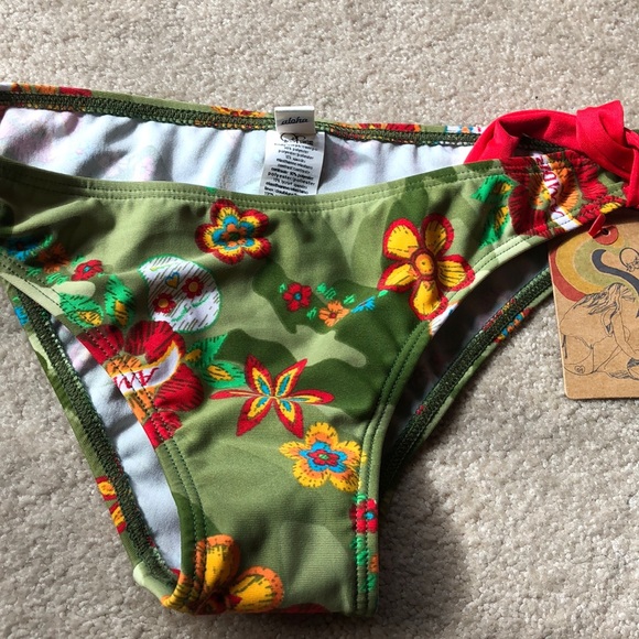 Ocean Pacific floral Swim bottom Size S - Picture 1 of 7
